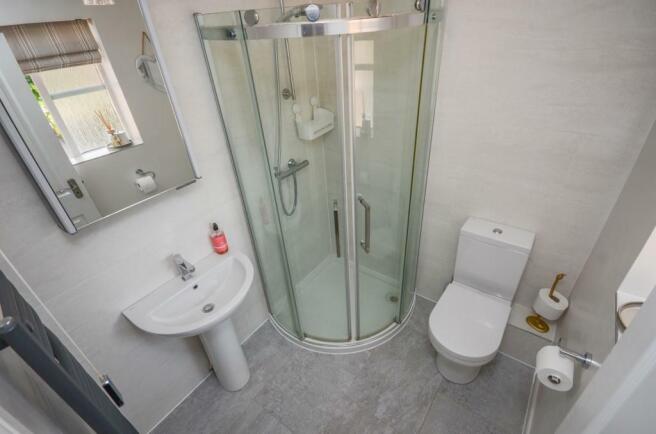 Ensuite.jpg