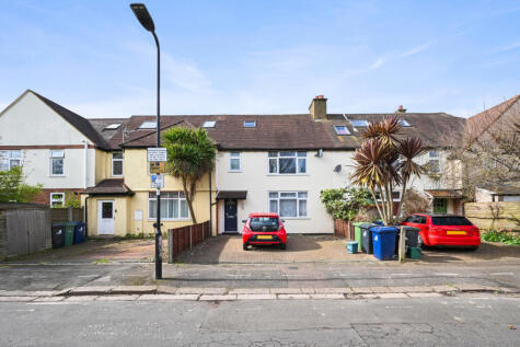 Lilac Gardens, South Ealing W5