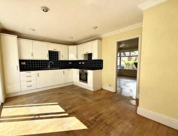 Dining kitchen