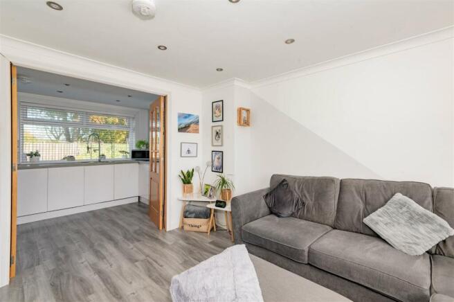 190 Balunie Avenue Dundee-2.JPG