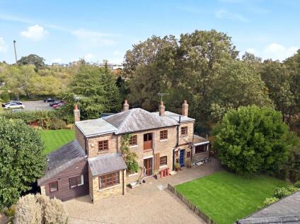 Church Road, Uxbridge, UB8