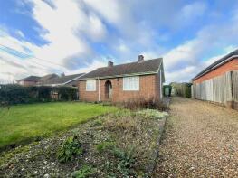 9, Fox Lane, Oakley RG23 7BB
