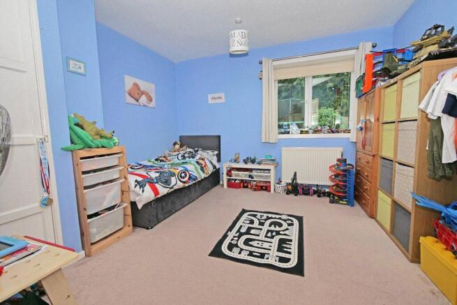 3 bed Semi-Detached for sale Image 8