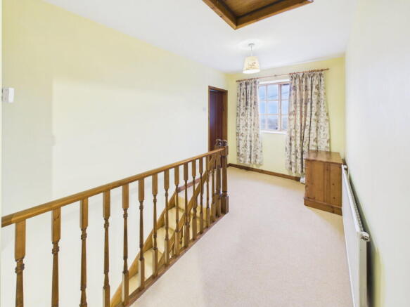 3 bed Detached for sale Image 11