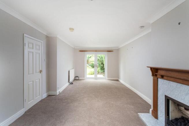 4 bed Semi-Detached for sale Image 4