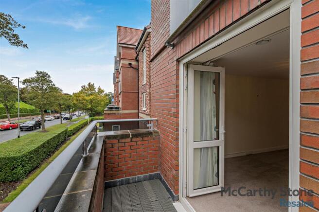 1 bed Apartment for sale Image 11