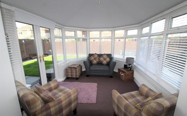 GARDEN ROOM