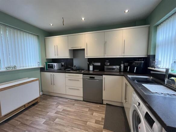 4 bed End of Terrace for sale Image 7