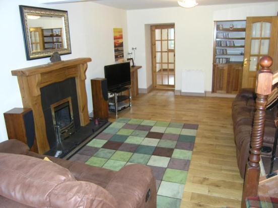 Lounge 1