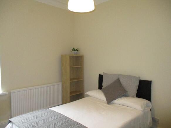 1 bed House Share to rent Image 10
