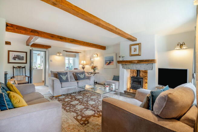 4 bed Cottage for sale Image 4