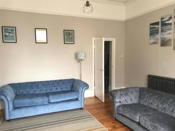 Living Room Pic 3
