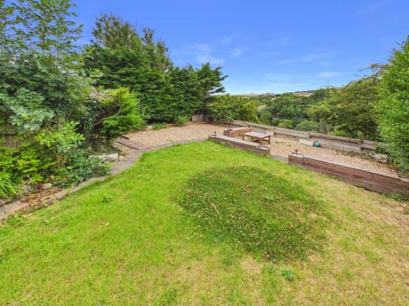3 bed Semi-Detached for sale Image 11