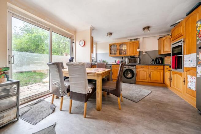 Kitchen/Dining Area