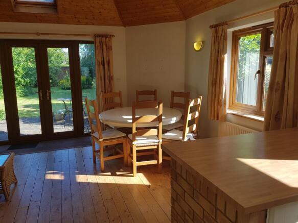 Kitchen/Dining/Sitin