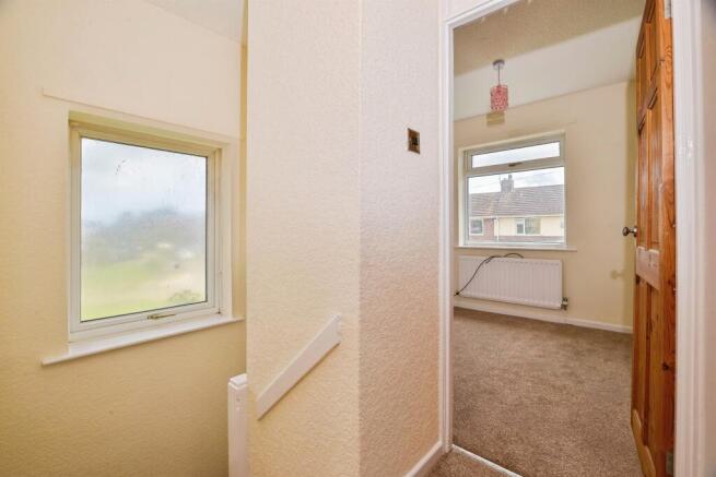 3 bed Semi-Detached for sale Image 12