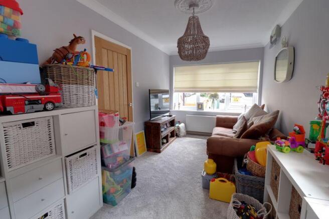 Playroom/Sitti...