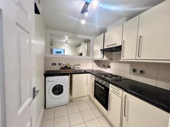 flat 3 sylvan photo 1.jpg
