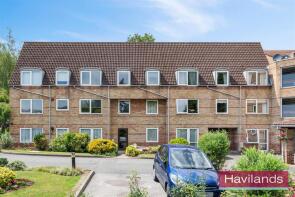 36, Homewillow Close, London N21 2HJ