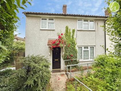 Abbotts Drive, Stanford-Le-Hope, SS17