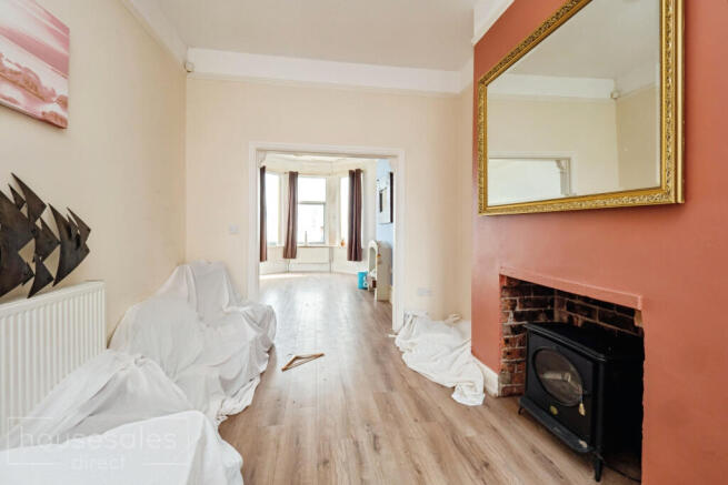 4 bed Terraced for sale Image 5