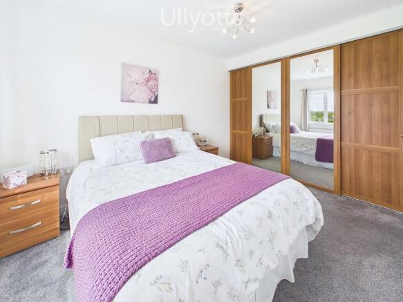 3 bed Semi-Detached for sale Image 10