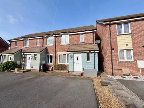 3-bed terraced on Mosquito End, Haywood Village - ONWARD SECURED!, £110,000