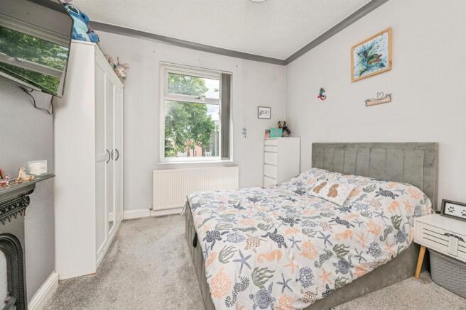 2 bed Semi-Detached for sale Image 8