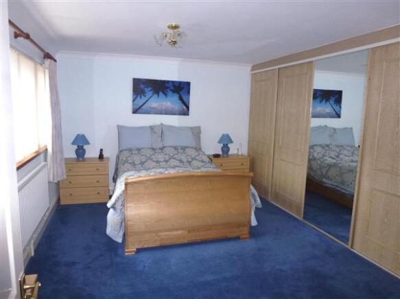 BACK MASTER BEDROOM 1