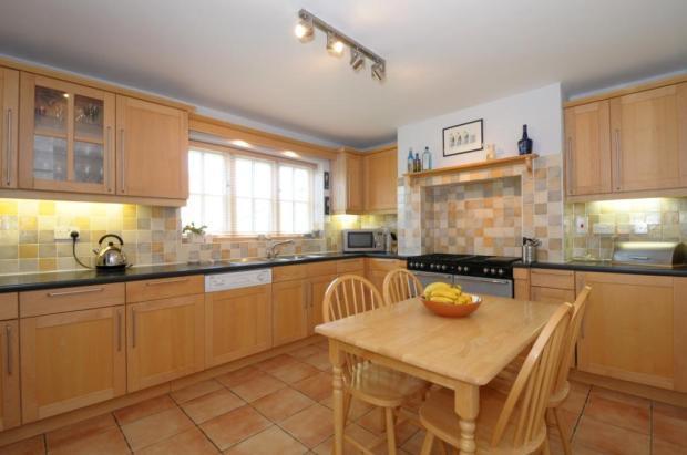 Kitchen/Breakfast