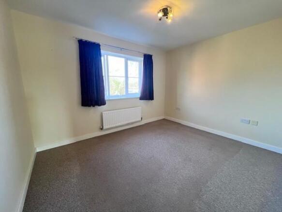 3 8 Hickling Close bedroom one.jpg