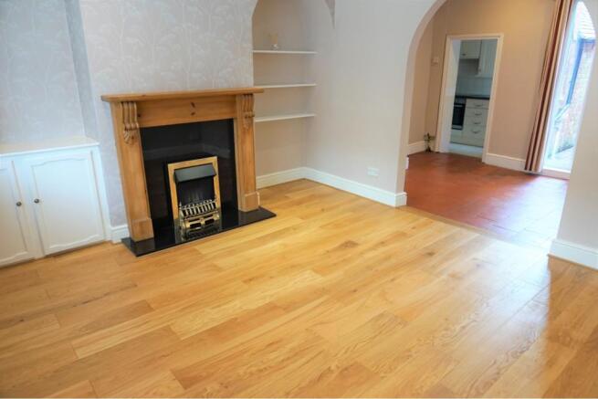 Lounge/Dining Room