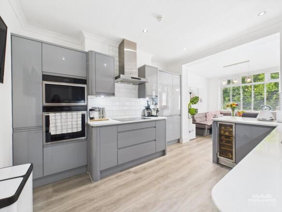 Kitchen v4