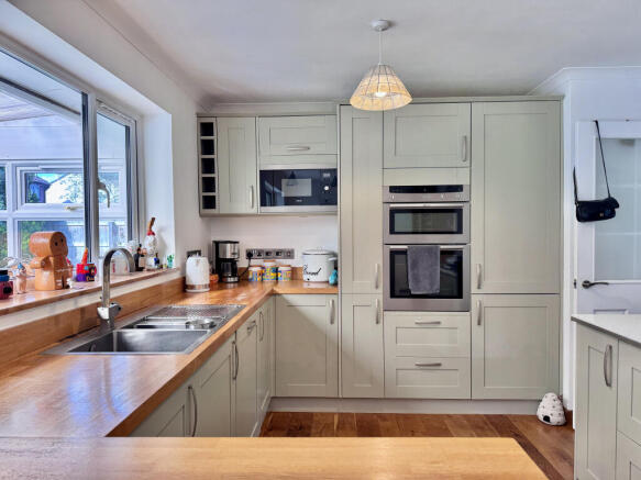 Kitchen | Breakfast Bar | Dining Room