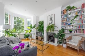17b, Callcott Road, London NW6 7EB