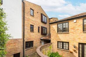 26, The Farthings, Kingston Upon Thames KT2 7PT