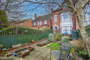 42, Hastings Road, Pembury, Tunbridge Wells TN2 4JP
