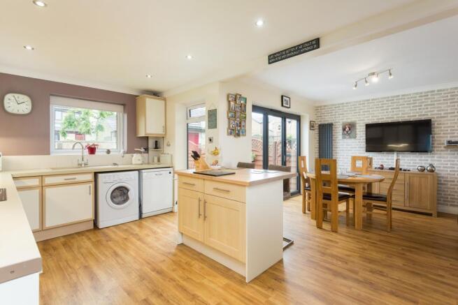 92 Aire Road-15_LowRes.jpg