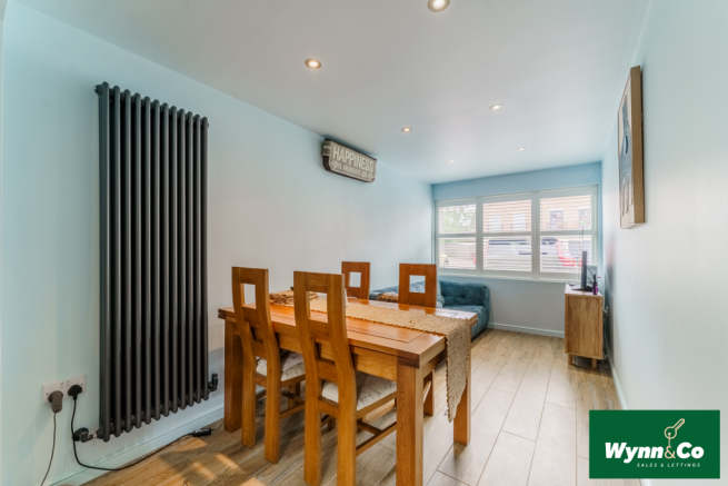 3 bed Semi-Detached for sale Image 9