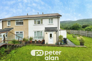 16, Aneurin Crescent, Twynyrodyn, Merthyr Tydfil CF47 0TB