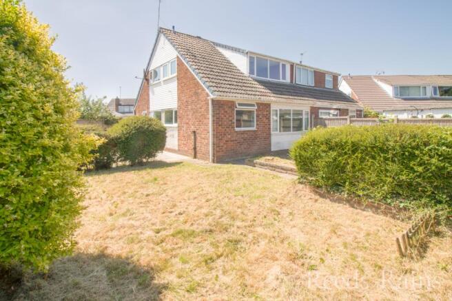 James Avenue, Great Sutton, Ellesmere Port, Cheshire, CH66 photo 4