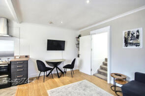 160b, Woolwich Road, London SE10 0LT