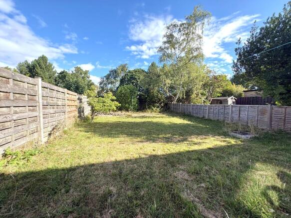 3 bed House to rent Image 7