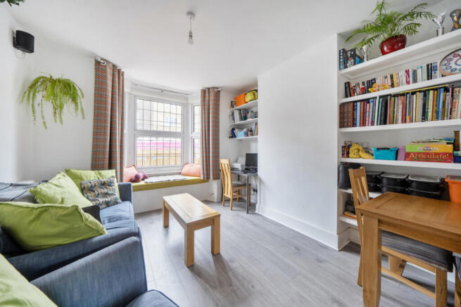 1411387-15-6995a5...