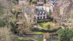 Min Nant, Butlers Hill, Llangollen LL20 8HT