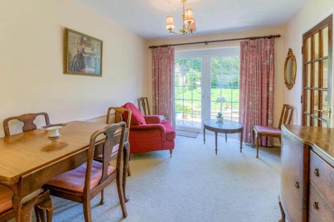 Dining room.jpg