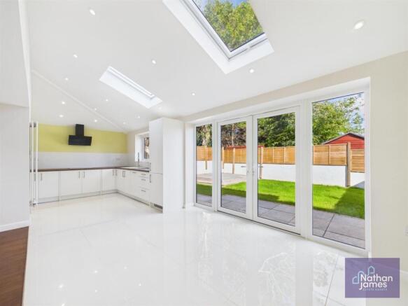 Kitchen/Dining