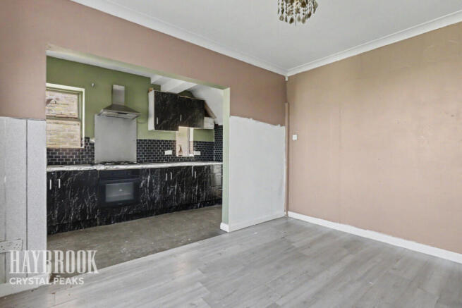 3 bed Semi-Detached for sale Image 7