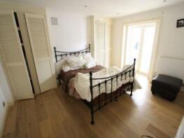 Flat Ground Floor A, 146, Merton Road, London SW18 5SP