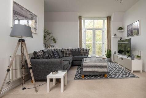 Tortoiseshell Walk, Little Paxton